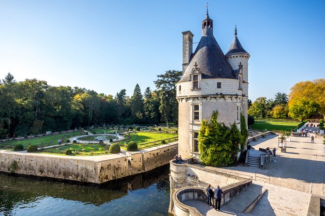 Chenonceau Castle Guided Half-Day Trip From Tours - Marqueyssac Castle and Gardens