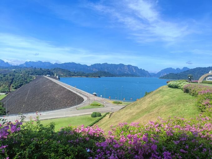 Cheow Larn Lake - Hiking - Cave Explore - Wildlife Safari - Possible Wildlife Sightings