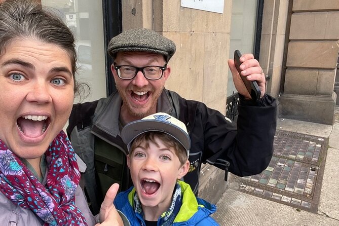 Chester Quest: Self Guided City Walk & Immersive Treasure Hunt - Meeting Details