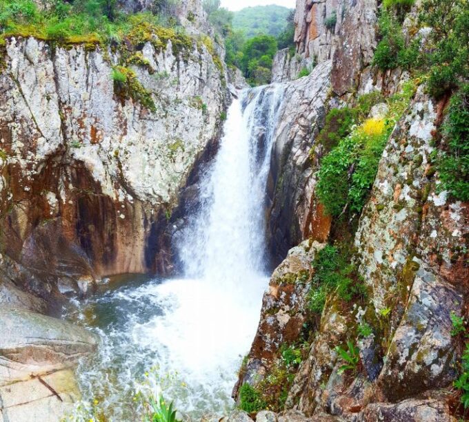 Chia: Trekking and Waterfall Swimming Half–Day Tour - Transportation and Accessibility
