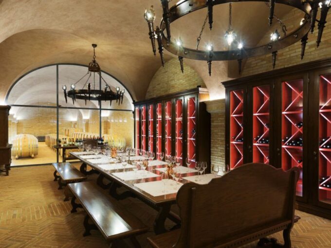 Chianciano Terme: Boutique Winery Tour With Tastings - Reservation and Cancellation
