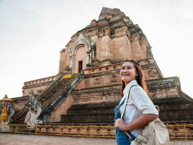 Chiang Mai: 3 Hour Old City and Temples Guided Walking Tour - Frequently Asked Questions