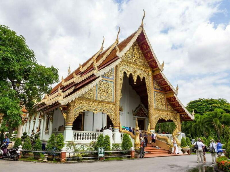 Chiang Mai: 3 Hour Old City and Temples Guided Walking Tour - Who Will Love This Tour?
