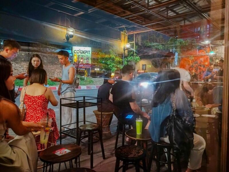 Chiang Mai: Chiang Mai Bar Hopping Guided Night Tour - Meeting Point