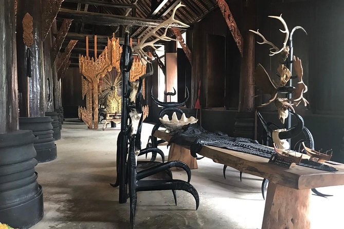 CHIANG MAI-CHIANG RAI: White+Blue Temple+Baan Dam+Golden Triangle - Mae Khachan Hot Springs