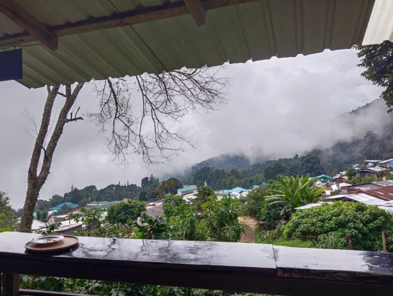 Chiang Mai: Chiangmai Tour With a Local Guide - Indulge in Local Lunch