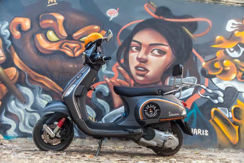 Chiang Mai : Discover Chiang Mais After Dark by Vespa Tour - Highlights of the Tour