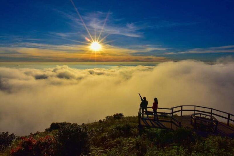 Chiang Mai: Doi Inthanon Park Tour & Kew Mae Pan Trail Hike - Itinerary and Highlights