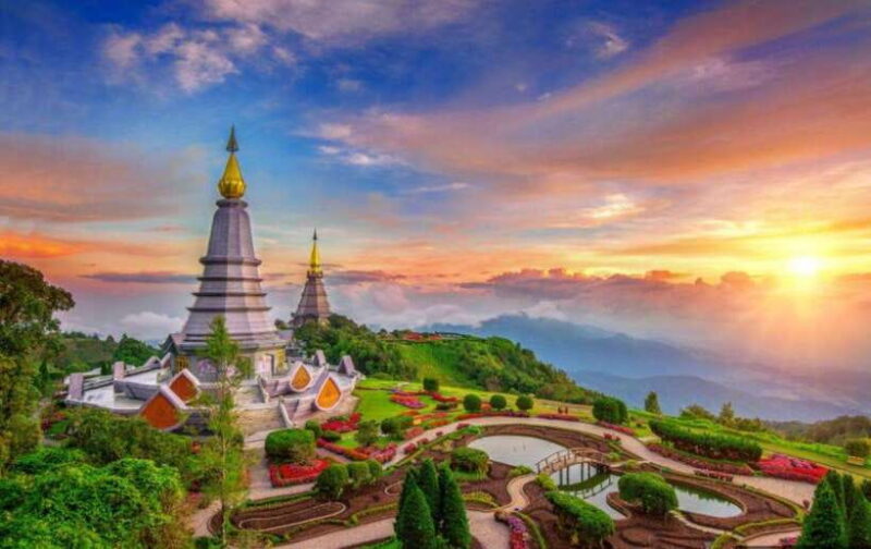 Chiang Mai: Doi Inthanon Park Waterfall Guided Car Tour - Key Points
