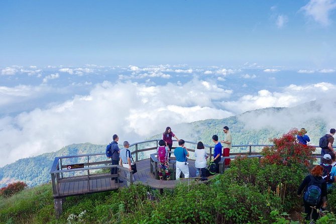 CHIANG MAI: Doi Inthanon-Trekking Keiw Mae Pan-Waterfall-Lunch - Visit Two Pagodas