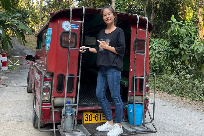 Chiang Mai - Doi Suthep Temple & Wat Pha Lat Hike - Accessibility and Attire