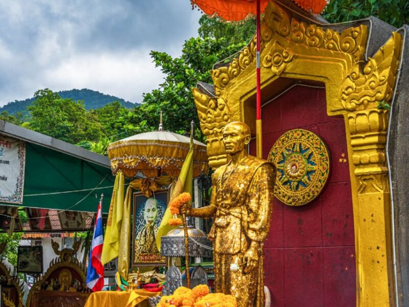Chiang Mai: Doi Suthep, Wat Umong, and Pha Lat Sunrise Tour - Sustainability and Inclusions