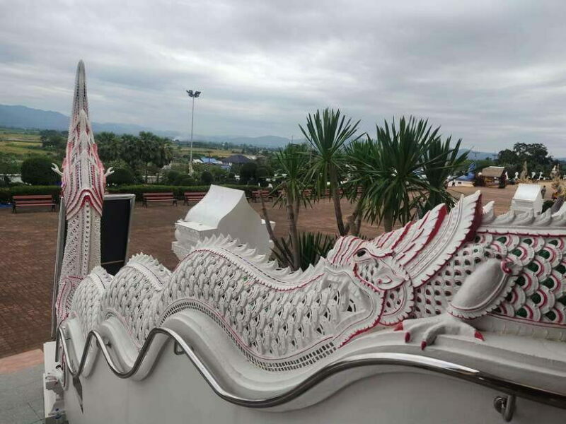 Chiang Mai: Elephants, Sticky Waterfalls, Market and Temple - The Sum Up