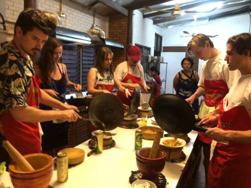 Chiang Mai: Evening Cooking Class and Local Market Visit - Transportation and Accessibility