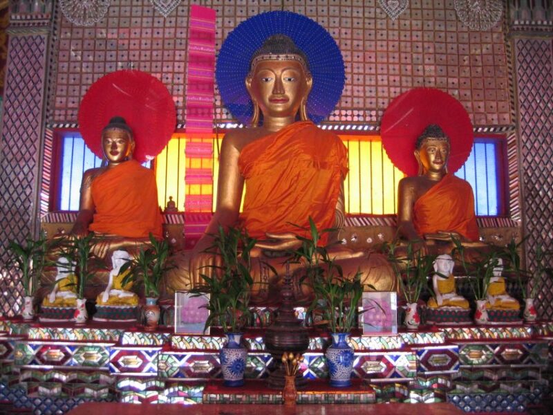 Chiang Mai: Guided Historical City Tour by Bike With Lunch - What to Bring