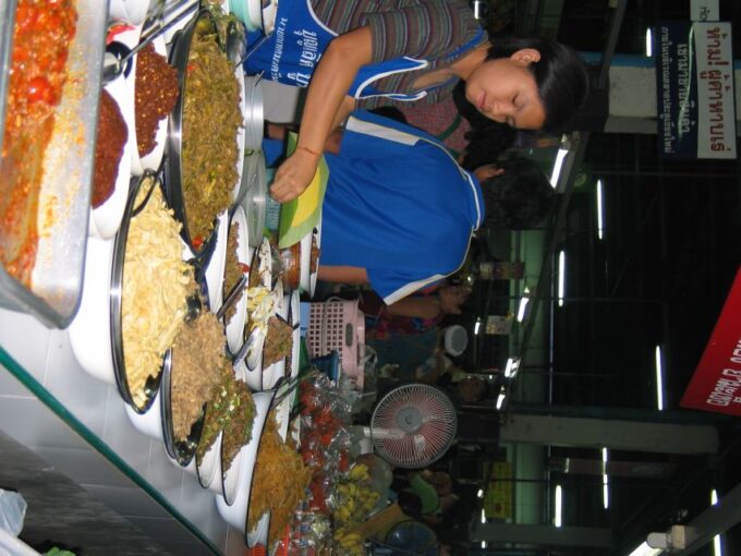 Chiang Mai: Guided Historical City Tour by Bike With Lunch - Cancellation Policy