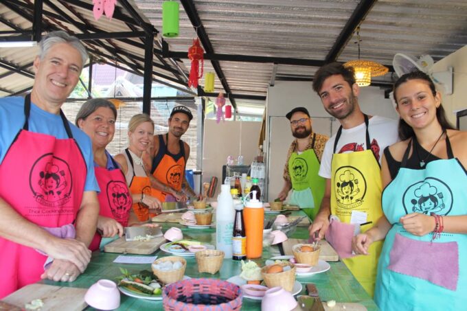 Chiang Mai: Half Day Cooking Class With Local Market Tour - Frequently Asked Questions