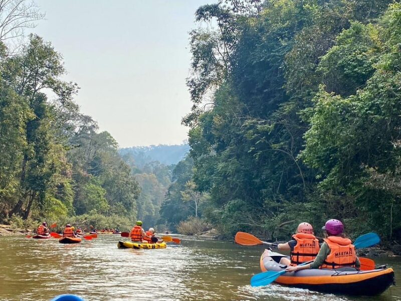 Chiang Mai: Hilltribe Hiking and Kayaking Day Trip - Lunch by Mae Taeng River