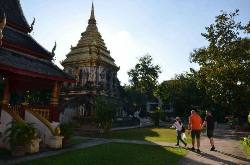 Chiang Mai: Historic Temples and City Guided Walking Tour - An In-Depth Look at the Tour Experience