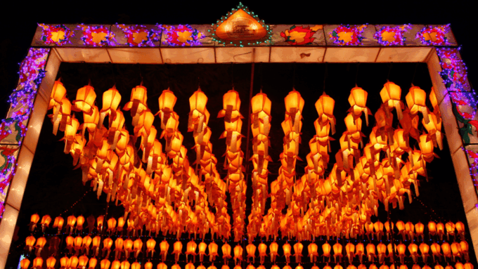 Chiang Mai: Historical and Culture Exploration Walking Tour - Talks by Monks