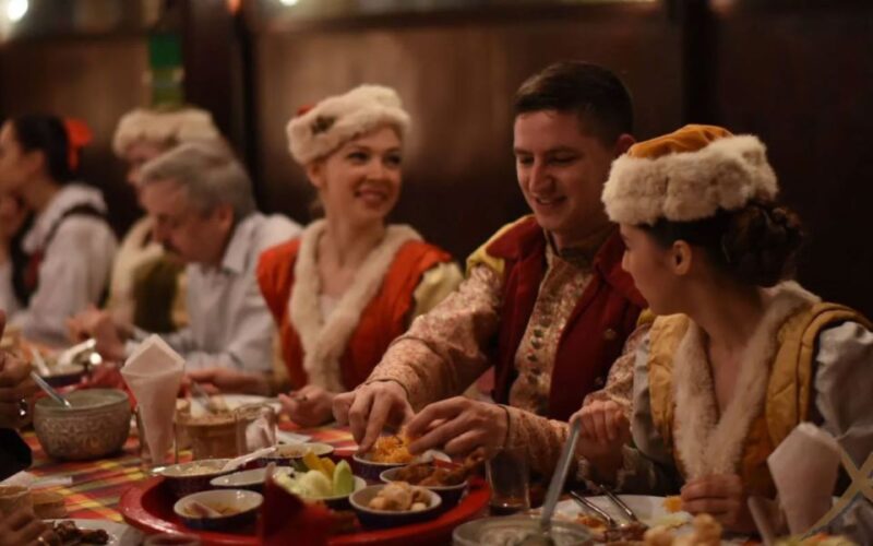 Chiang Mai: Khantoke Dinner With Traditional Performance - Dining Experience