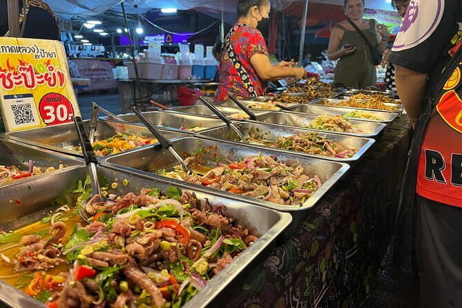 Chiang Mai: Ladyboy Cabaret Stories, Dinner and Sparkle - Practical Tips for Participating