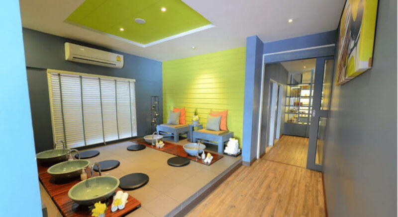 Chiang Mai: Lets Relax Spa Chiang Mai Pavillion E-Voucher - Spa Ambiance and Facilities