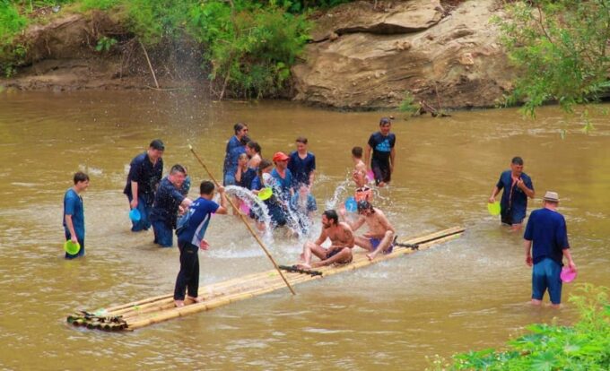 Chiang Mai: Living Green Elephant Sanctuary & Bamboo Rafting - Pickup and Drop-off Details