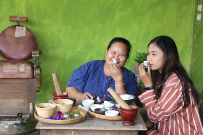 Chiang Mai: Making Herbal Ball And Inhaler - What to Expect