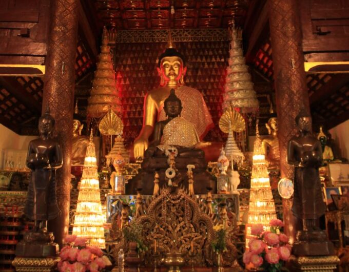 Chiang Mai: Market and Trishaw Ride Tour With Local Lunch - Trishaw Ride