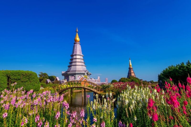 Chiang Mai: Minivan Rental With Driver to Doi Inthanon - Discovering Hmong Tribal Market