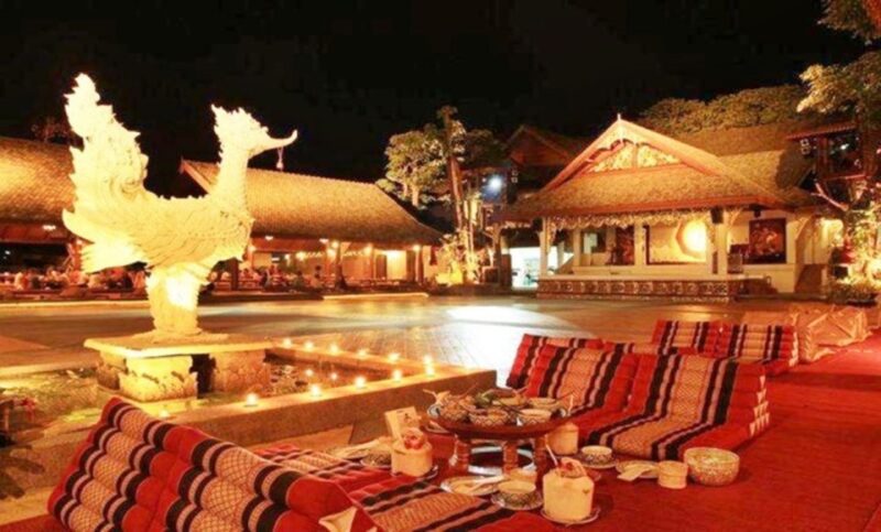 Chiang Mai: Northern Thai Cuisine Khantoke Dinner - Key Points