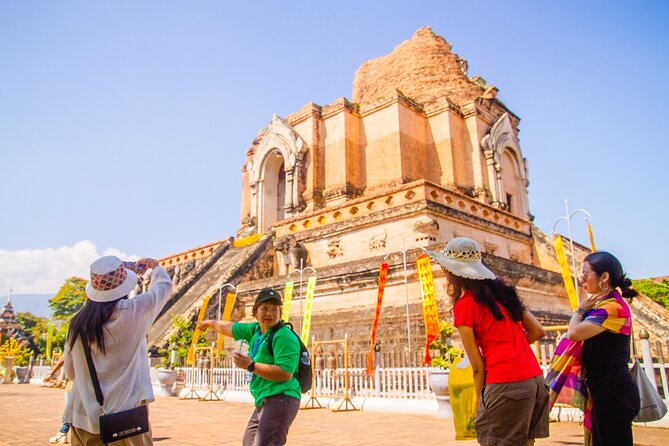 Chiang Mai Old City & Temples Guided Walking Tour - 3 Hrs - Wat Phra Singh