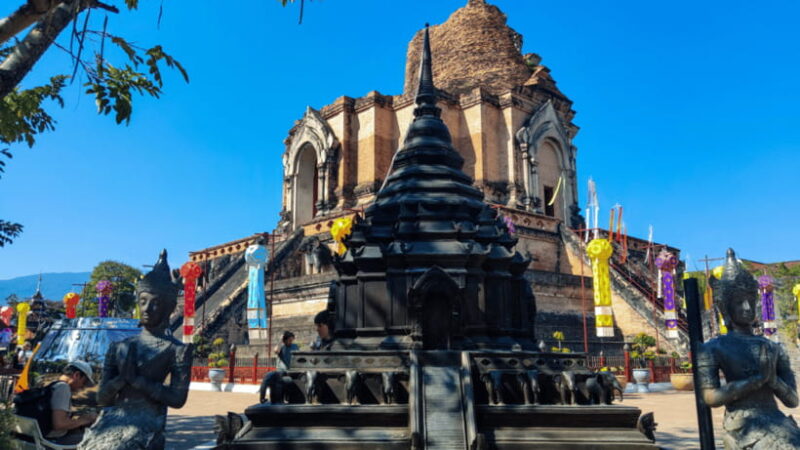 Chiang Mai Old City Temples & Meet Local Monk Small Group - Three Kings Monument