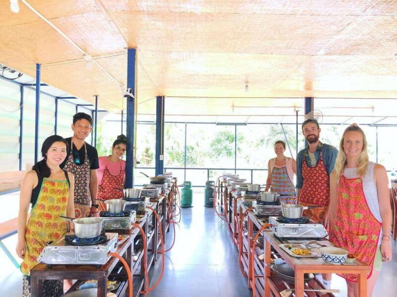 Chiang Mai Organic Thai Cooking Experience - Itinerary Details