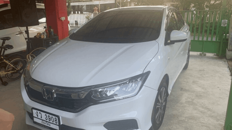 Chiang Mai Private Car With Driver To/From Pai Province - Vehicle Options