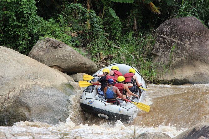 Chiang Mai Rafting in Mae Taeng River With Thai Buffet - Breathtaking Scenery Along the River