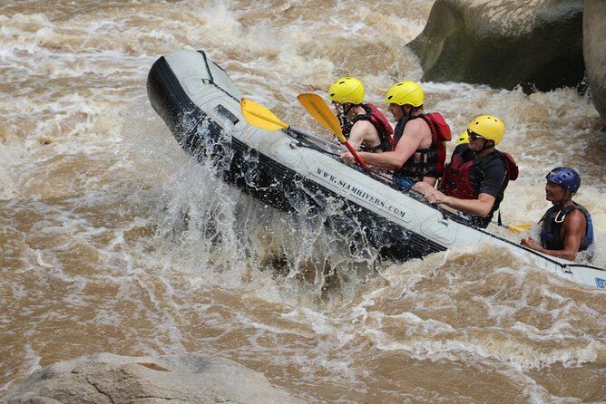 Chiang Mai Rafting in Mae Taeng River With Thai Buffet - Memorable Moments on the Water