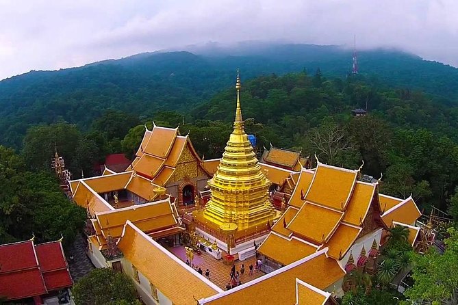 Chiang Mai RED TUK TUK City Tour: Famous View Point, Attractions & Doi Suthep - Meeting and Pickup