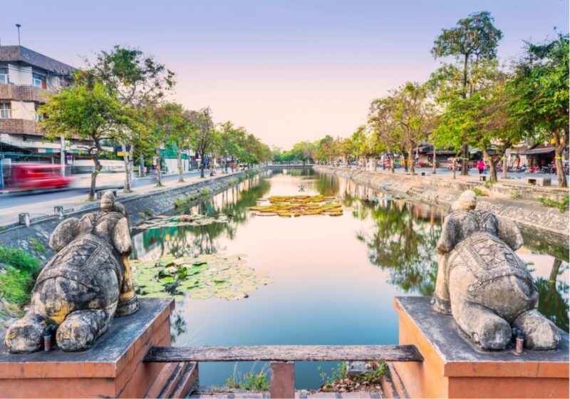 Chiang Mai: Scavenger Hunt City Tour for Your Smartphone - Accessibility and Languages