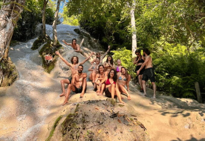 Chiang Mai: Sticky Waterfall, Bua Tong Cave Private Day Trip - Customer Feedback and Experiences