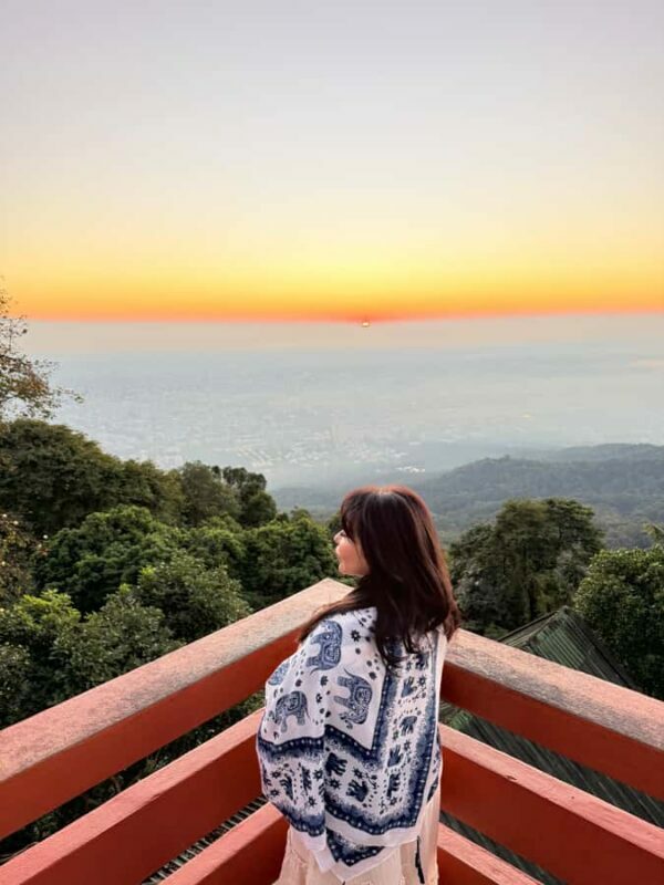 Chiang Mai: Sunrise DoiSuthep | WatPhaLat | iPhoneSnap - Transportation and Group Size