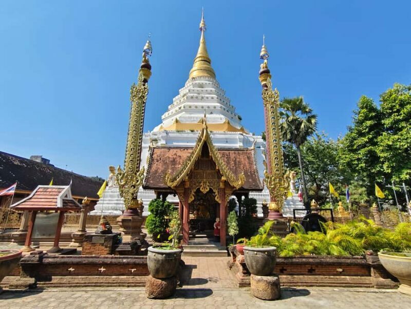 Chiang Mai: Temple Walking Tour with Ex-Monk & Meditation - Wat Pa Pao: The Ngiaw Community’s First Temple