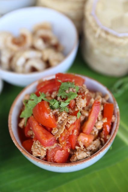Chiang Mai: Traditional Northern Farm Cooking Class - Diving Into Northern Red Chili