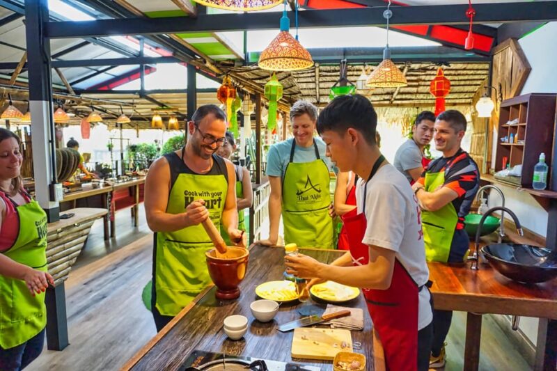 Chiang Mai: Traditional Thai-Akha Cooking Class& Market Tour - Stir-Fried Dishes