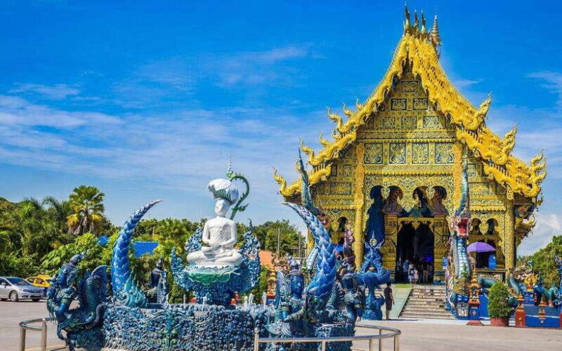 Chiang Mai : White and Blue Temples and Lalita Cafe - Pickup and Hot Spring Stop