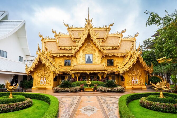 Chiang Mai White Temple, Blue Temple, Black Museum & Golden Triangle - Location and Accessibility