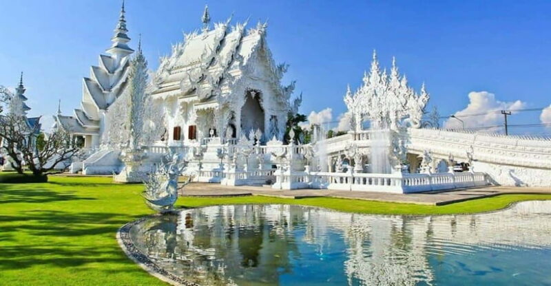 Chiang Mai: White Temple, Golden Triangle & Boat Tour - Itinerary Highlights