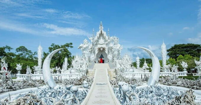 Chiang Mai: White Temple, Golden Triangle & Boat Tour - Chiang Saen: An Ancient City