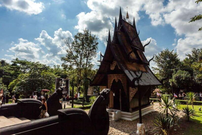 Chiang Rai: 2 Temples (White and Blue) + Black House Museum - White Temple (Wat Rong Khun)